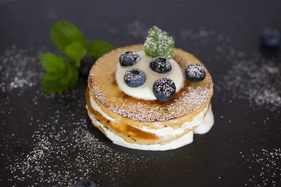 Doskonałe pancakes z borówkami