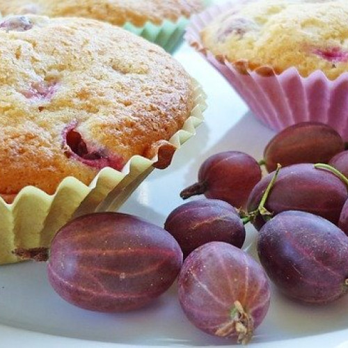 Proste muffinki z agrestem