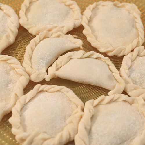 Przepis na tradycyjne ciasto pierogowe