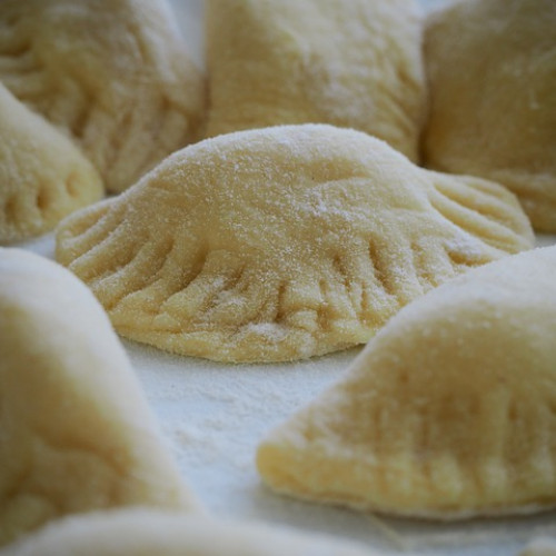 Pierożki z serem i szpinakiem