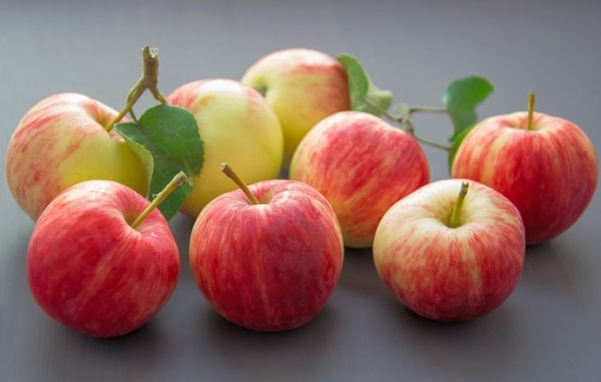 Jabłka – naturalna apteka w Twoim ogrodzie: Właściwości zdrowotne i korzyści