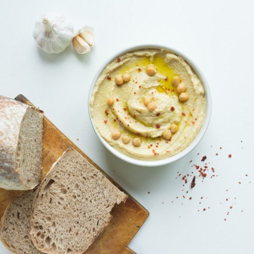 Jak zrobić domowy humus: Przepisy i porady